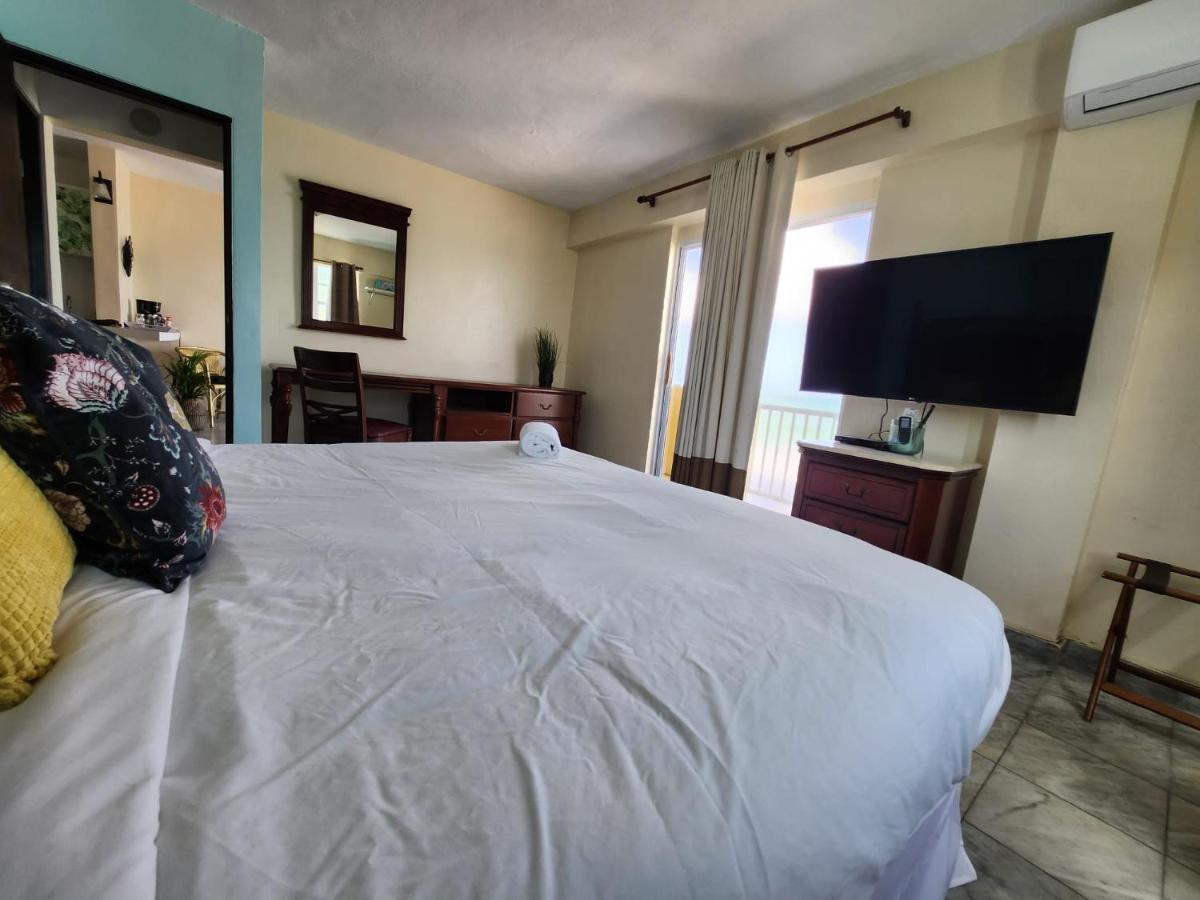 Selva Boutique Hotel - Luquillo Oceanfront Retreat - Adults Only מראה חיצוני תמונה